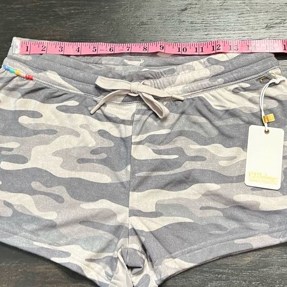 PJ Salvage Lounge/PJ Cool Camo Short in Moon Grey, Size Medium. NWT! - Picture 12 of 16